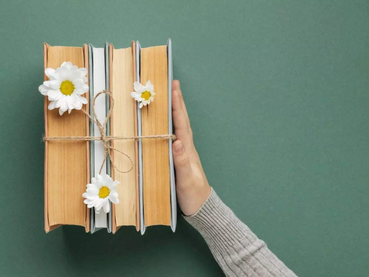 Enhance Your Summer With These 7 Essential Reads For Students`