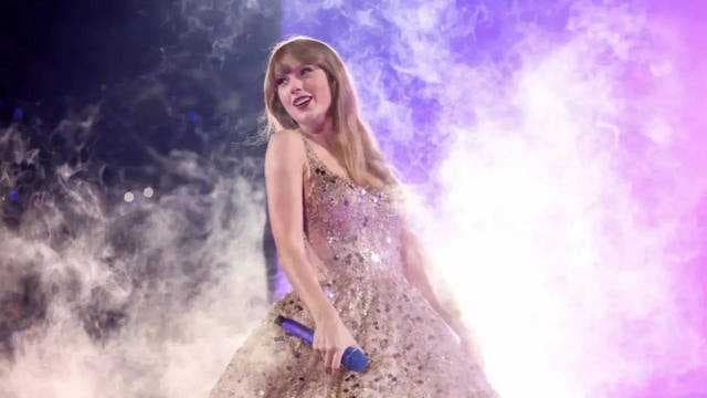 Taylor Swift Treats Kansas City Chiefs O-Line to Homemade Pop-Tarts, Reveals Andy Reid