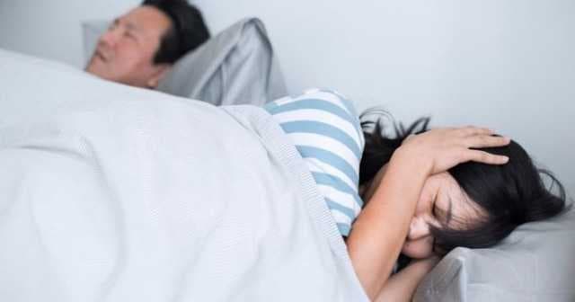 What Is Sleep Divorce? Here's Why This Trend Is Growing Among Young Couples