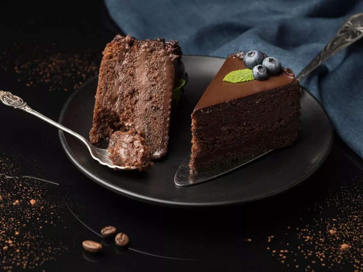 Heavenly Chocolate Temptation: A Must-Try Mud Cake Recipe