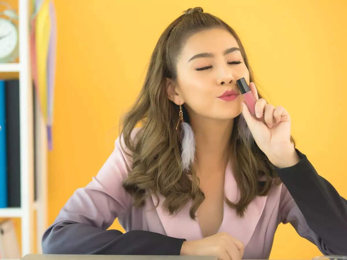 Reviving Vintage Glam: Lipstick As Blush Finds New Fame In Beauty Circles