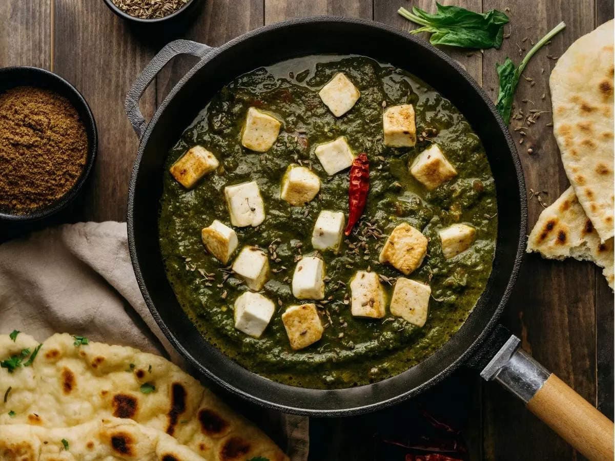 The Indian Delight: A Step-By-Step Guide To Prepare Cheesy Palak Paneer Curry With This Flavourful Recipe