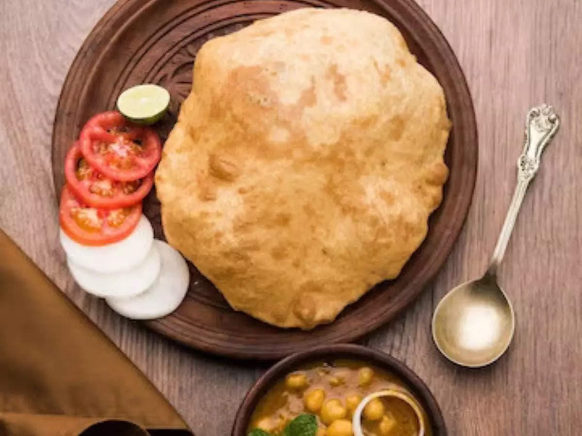 The Breakfast Cuisine: Spice Up Your Taste With Flavourful Chole Bhature Recipe